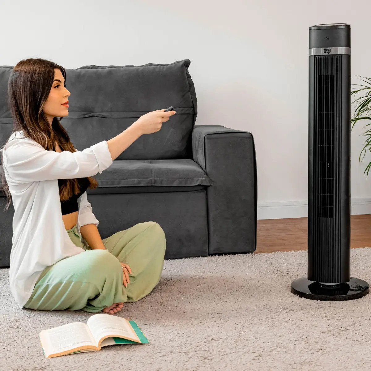 Ventilador de Torre WAP Air Silence com Ajuste de 4 Velocidades