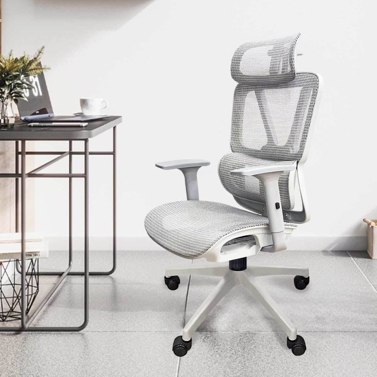 Cadeira de Escritório Ergonômica Python Fly em Malha - Lombar Integrada Fixa, Assento Arejado, Braços 3D, 150kg