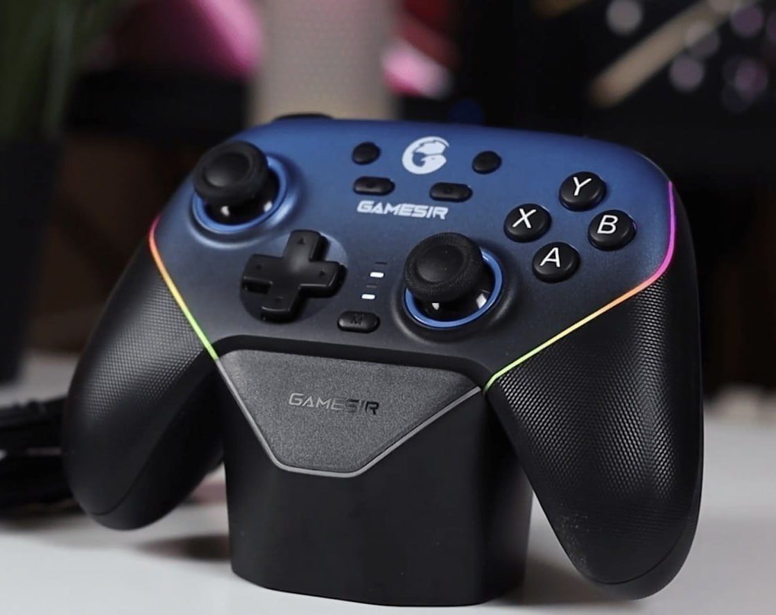 Controle Gamesir Super Nova Controle Com Dock sem fio Hall Effect, 1000mAh, Gatilho com ajuste, Girosópio, Faceplate removível